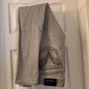 Size 7/8 vigoss jeans. Worn 3 times.